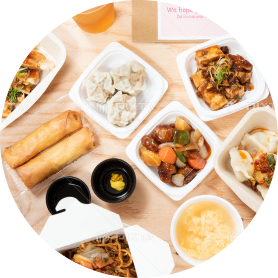 小袋・ポーションカップ・スタンドパウチへ小ロットで充填可能なサンキョーヒカリが開発した液体調味料を添付した冷凍食品のイメージ