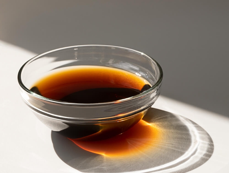 液体調味料のOEM･PB開発を小ロットから対応できるサンキョーヒカリが開発した、フランチャイズ店舗用にスタンドパウチに充填のたれ